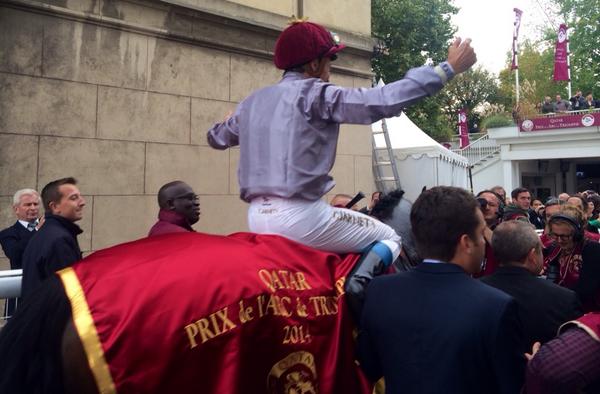 「卓芙」贏馬後宣佈退役,成為自1979年成功衛冕的馬匹,也許是近年年內未勝下贏出凱旋門大賽的紀錄。 Soruce: British Champions Series