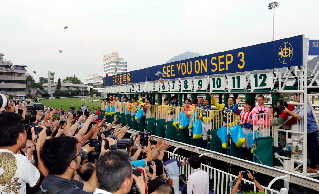 20160710_Season_Finale_2