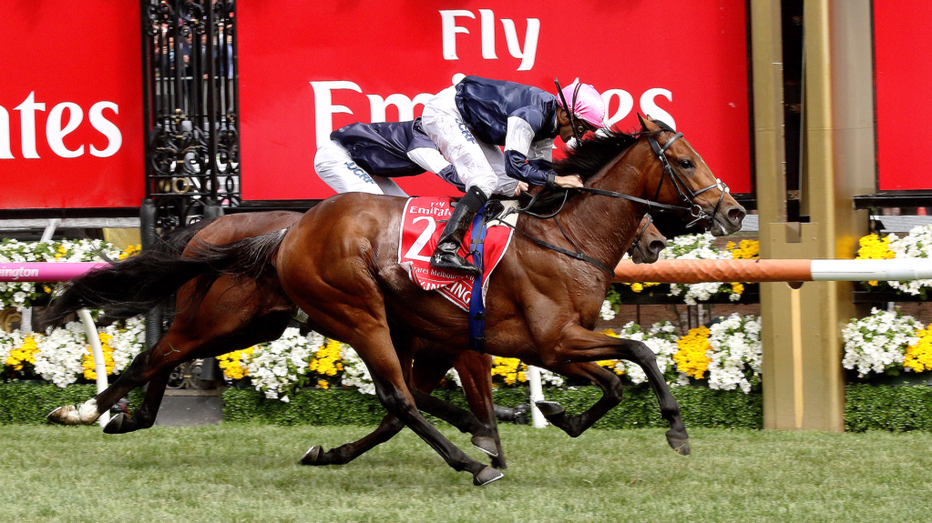 每日賽馬晚報（2020年8月25日），莫艾誠關鍵時刻停賽七天，必利是錦標成育馬者盃指定賽事