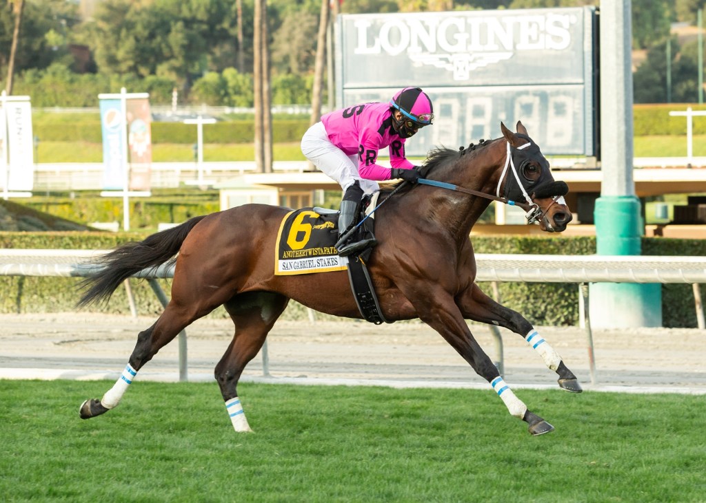 每日賽馬晚報（2021年1月4日），力證大想頭挑戰金莎軒，夢想成金專心短途賽