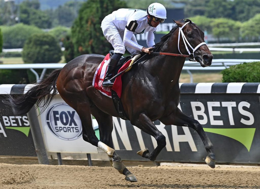 每日賽馬晚報(2022年7月3日),超級星期日賽事特集,暢快活復出輕勝,驚世詩才終於發揮才色