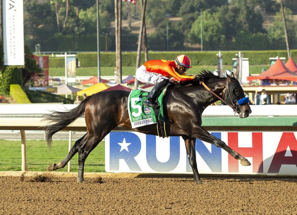 每日賽馬晚報(2022年10月10日),超級星期一特別版,香港國際賽報名方式維持「防疫規定」,Forte及Cave Rock繼續稱霸東西兩岸兩歲馬大賽