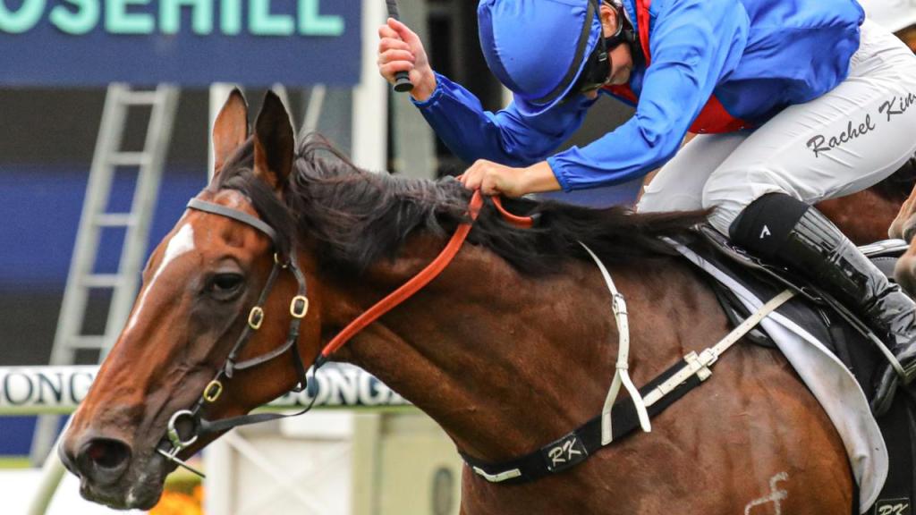 鄧格錦標，土著部族力阻倩女追擊