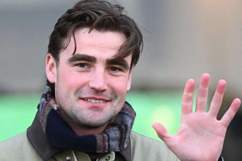 游達榮來季來港開倉，66歲才硬性退役，文家良達一條件可符合大摩條款