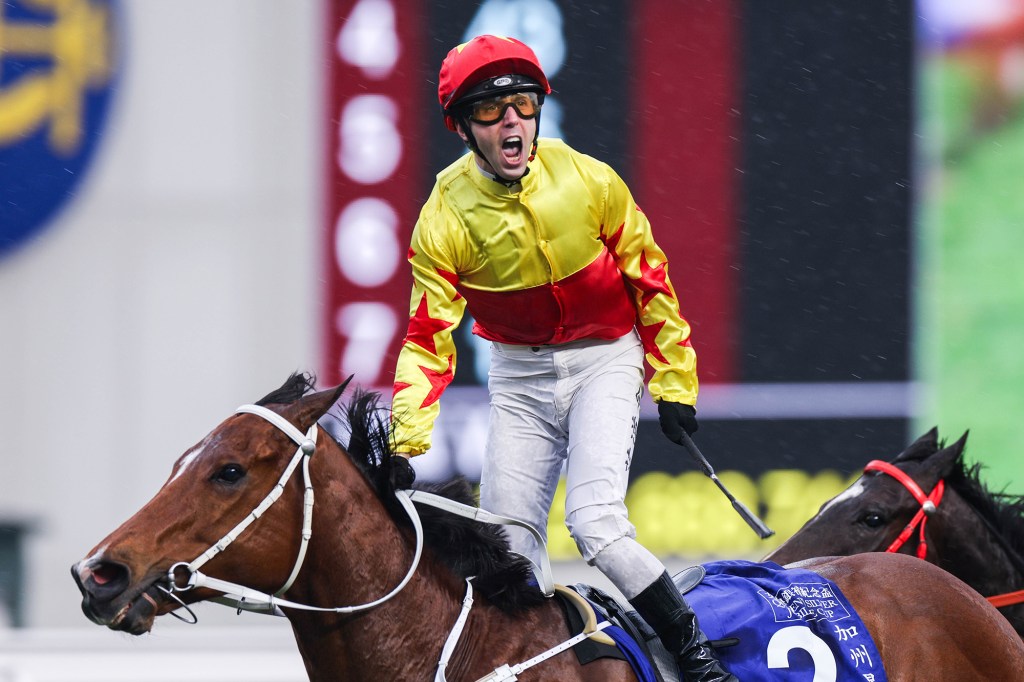 女皇銀禧紀念盃，加州星球從黑洞救回來