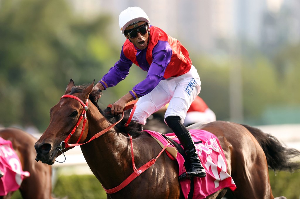 婦女銀袋賽，安騁一躍再上