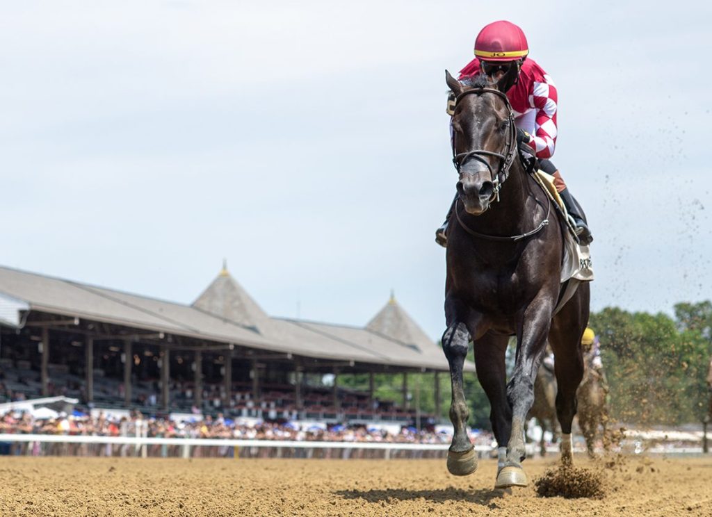 每日賽馬晚報（2025年7月8日），🇬🇧十年前最強牌仔范禮復出，🇺🇸Ewing狀元級初出大勝