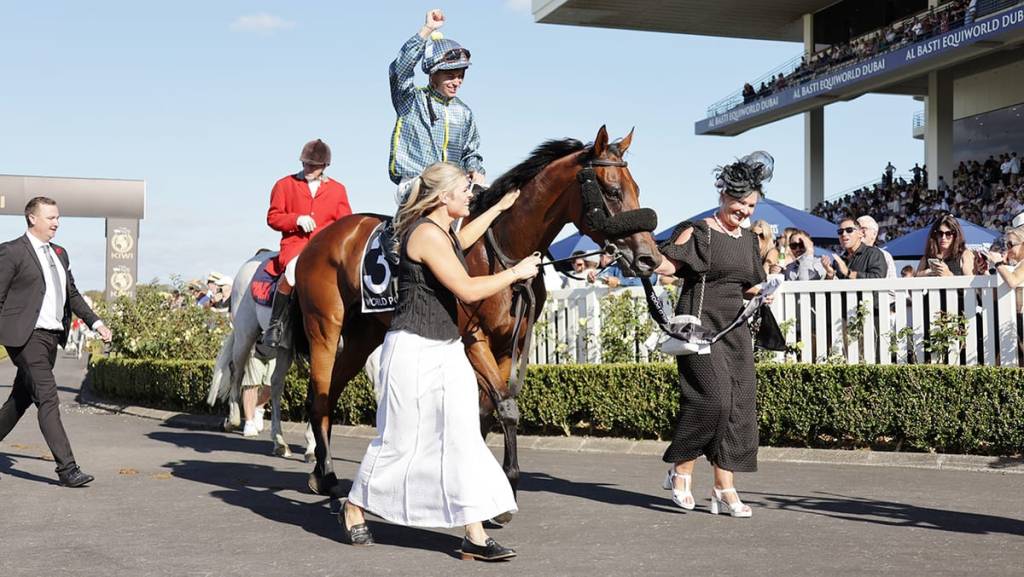 紐西蘭打吡,路通巴黎力阻玉龍